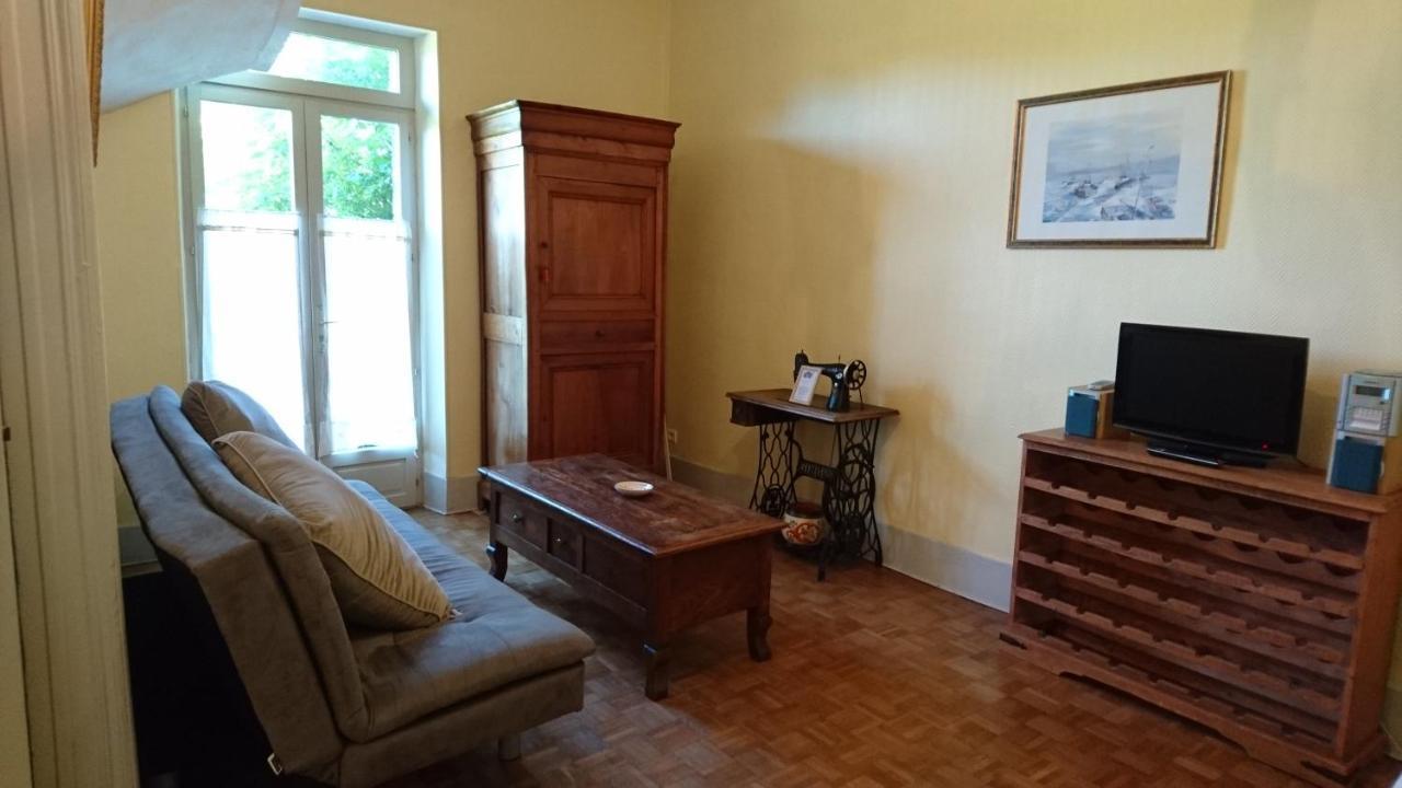 Château Le Barreau - Chambres d'Hôtes Chemilly-sur-Yonne Quarto foto
